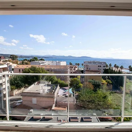 Tres Beau T2 Climatise Refait A Neuf, Vue Panoramique Exceptionnelle A 120m A Pied De La Apartment