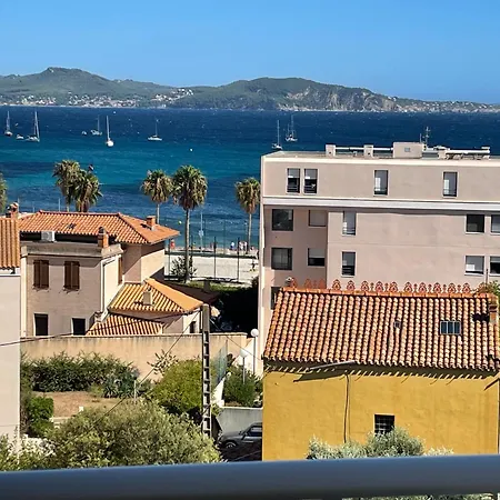 Apartamento Très Beau T2 Climatisé Refait à Neuf, Vue Panoramique Exceptionnelle à 120m à Pied De La